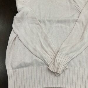 Old Navy Women's Soft Pink V-Neck Sweater